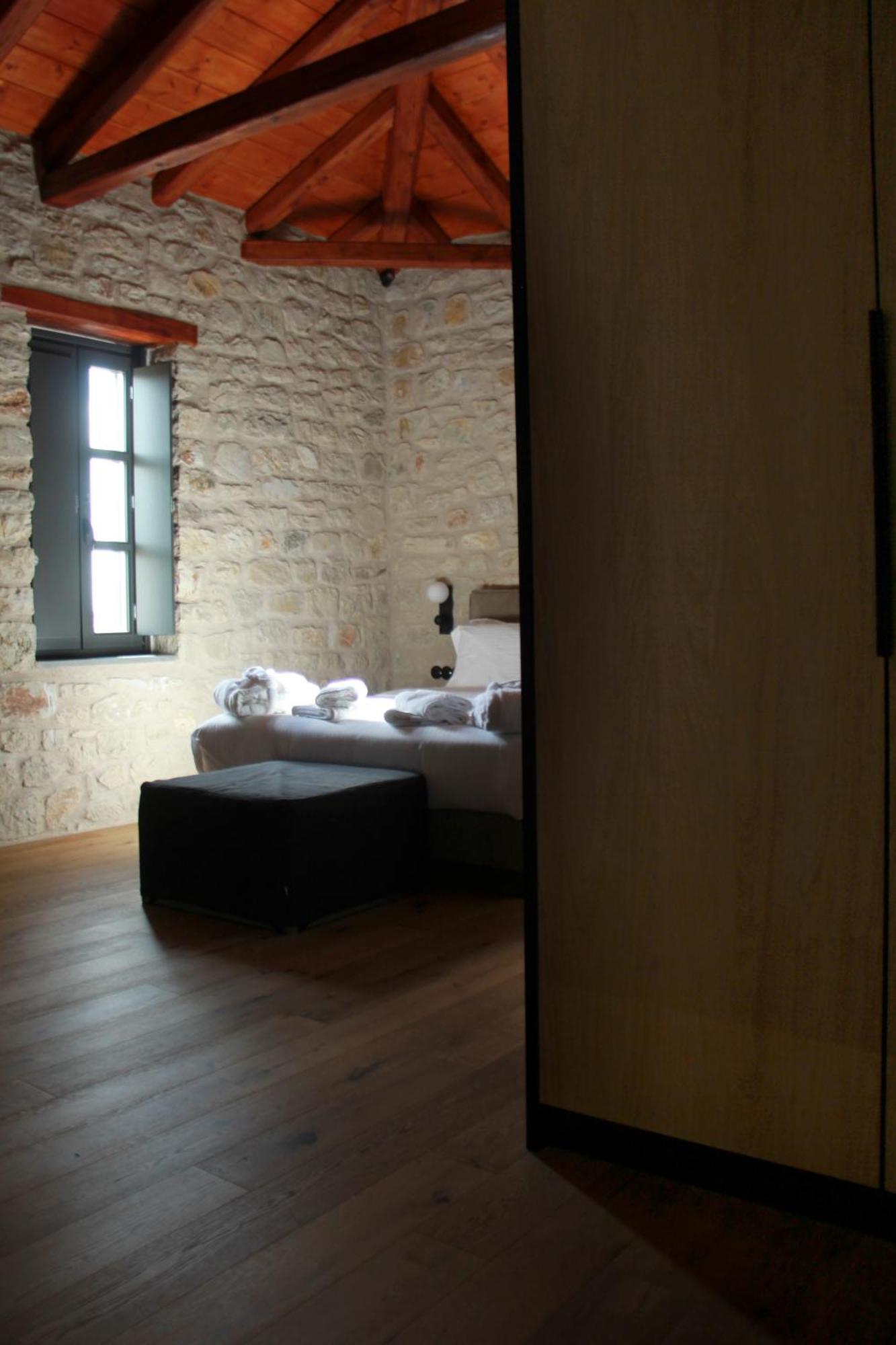 Lithero Suites ステムニツァ エクステリア 写真
